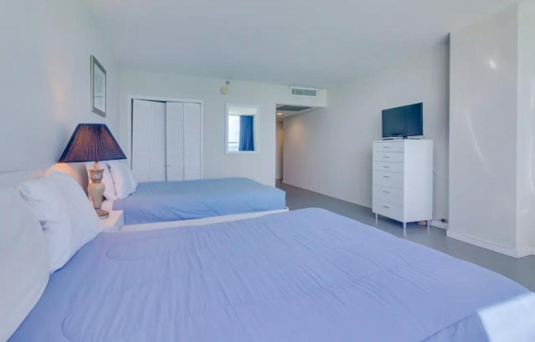 Castle 835 Oceanview Studio On Beach With Pool, Gym, Bars, And Free Parking Маямі-Біч Екстер'єр фото