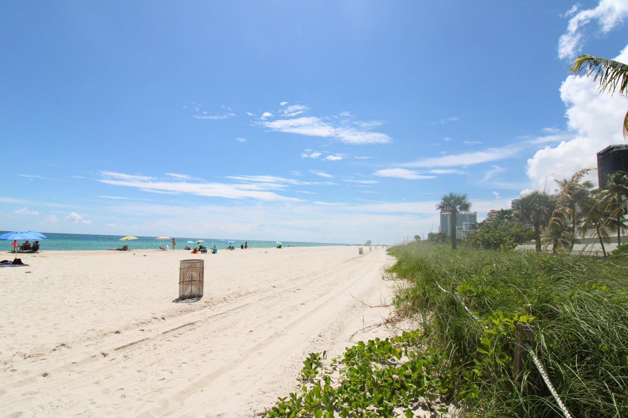 Castle 835 Oceanview Studio On Beach With Pool, Gym, Bars, And Free Parking Маямі-Біч Екстер'єр фото