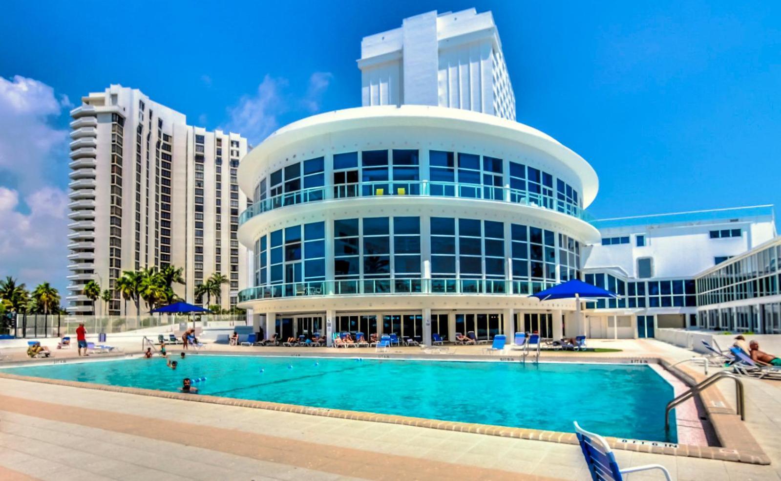 Castle 835 Oceanview Studio On Beach With Pool, Gym, Bars, And Free Parking Маямі-Біч Екстер'єр фото