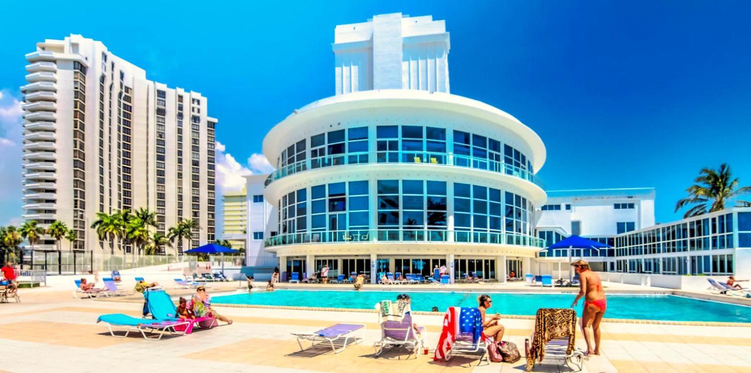 Castle 835 Oceanview Studio On Beach With Pool, Gym, Bars, And Free Parking Маямі-Біч Екстер'єр фото